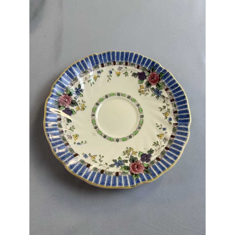 Royal Doulton‎ The Vernon D5124 Saucer Blue Floral Scalloped England Vintage